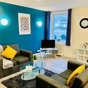  Apartment Mosley Street Apartment,